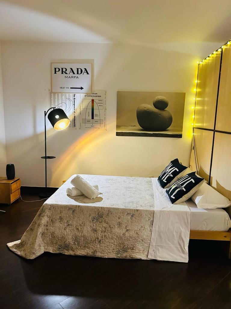 Easy Room Italy Prada Milan Exterior photo
